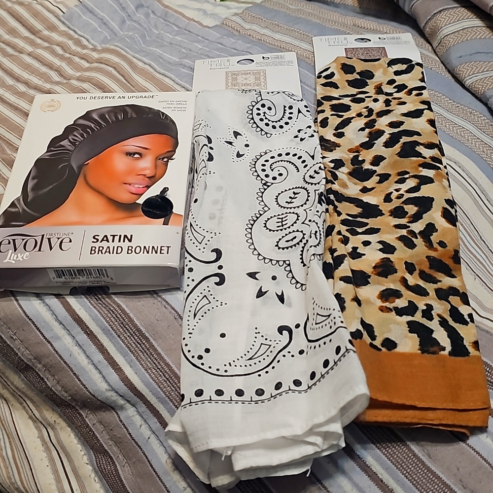 Women's bonnet, an two bandanas.